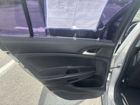 Used 2012 Honda Accord LX image 13