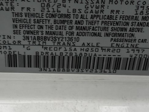 Used 2025 Nissan Sentra S FWD image 31