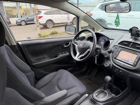 Used 2013 Honda Fit Sport image 11