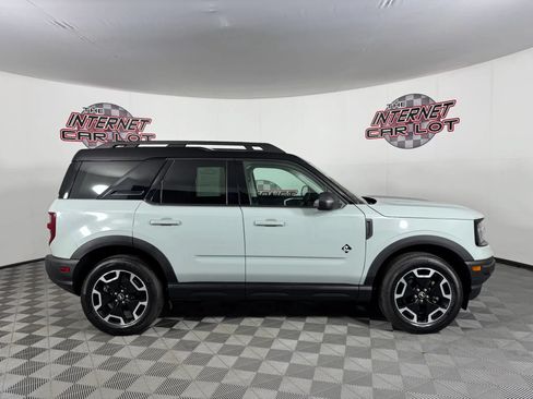 Used 2024 Ford Bronco Sport Outer Banks w/ Tech Package AWD/4WD image 8
