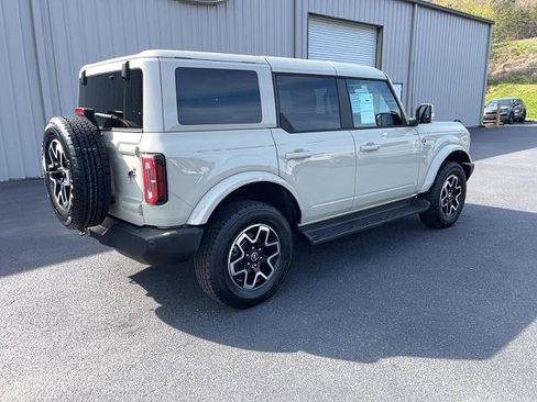 Certified 2025 Ford Bronco Outer Banks AWD/4WD image 5