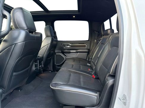 Used 2019 RAM 1500 Laramie image 10