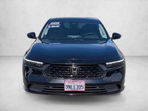 Certified 2024 Honda Accord EX-L image 2