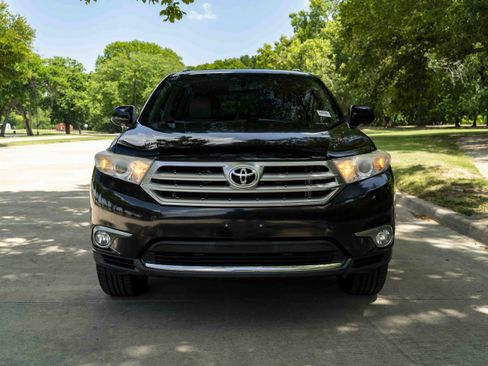 Used 2012 Toyota Highlander Limited FWD image 3