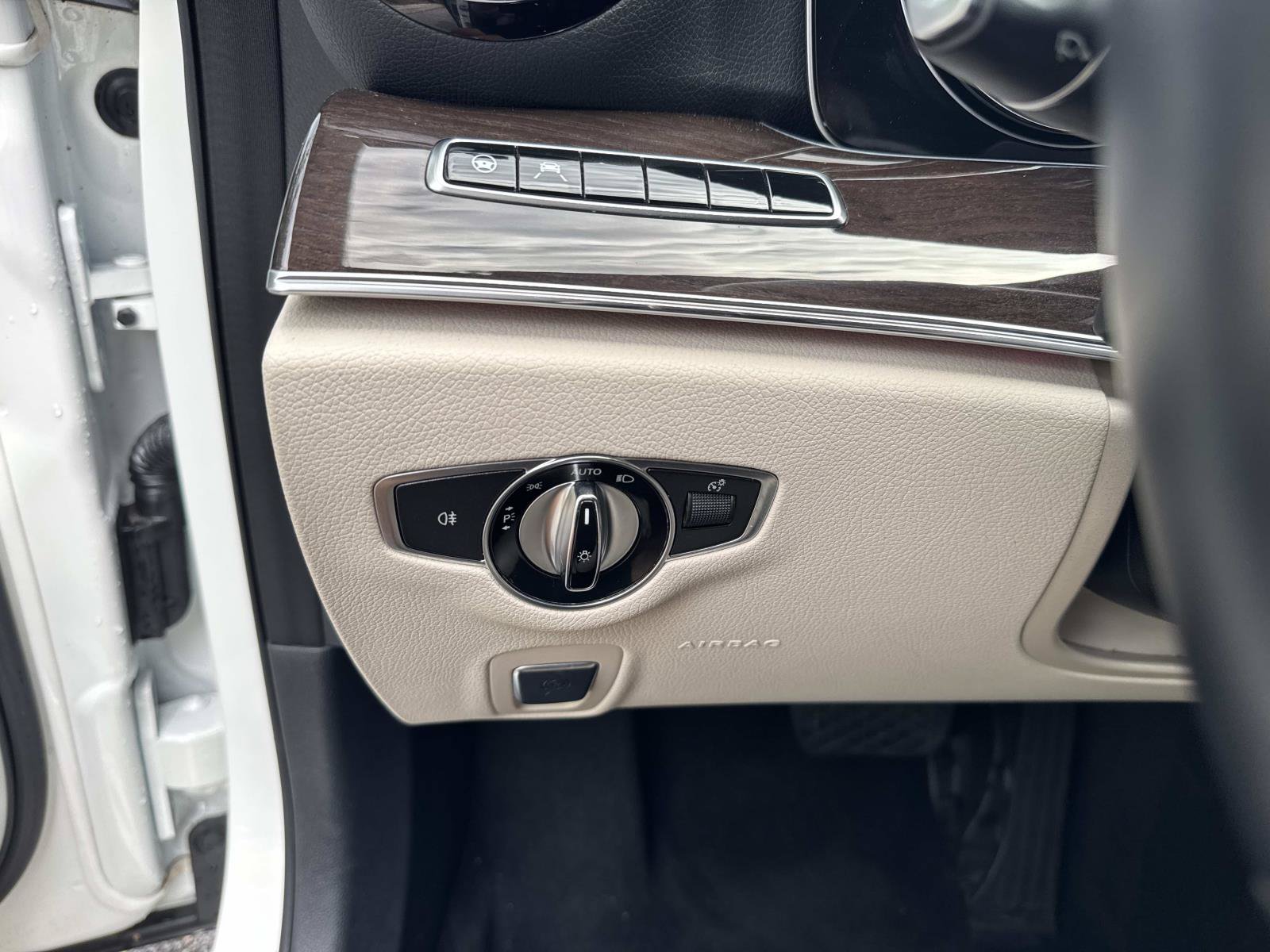 Used 2019 Mercedes-Benz E 450 4MATIC Wagon image 33