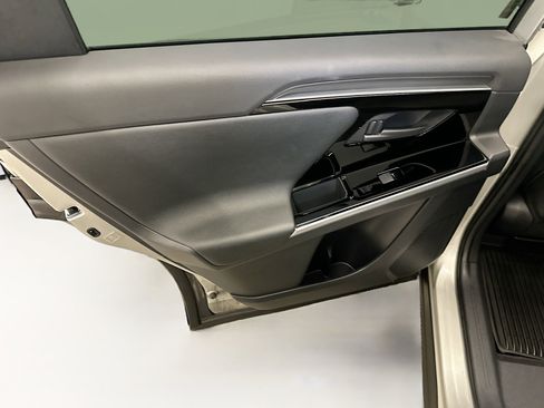 Used 2024 Toyota bZ4X XLE w/ Weather Package image 26