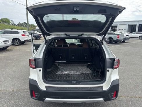 Used 2021 Subaru Outback Touring XT image 16