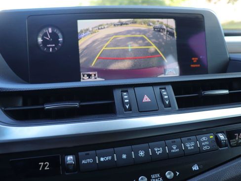 Used 2019 Lexus ES 350 F Sport w/ Accessory Package 2 FWD image 28