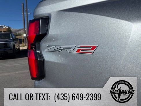 Used 2024 Chevrolet Colorado ZR2 w/ Technology Package image 10