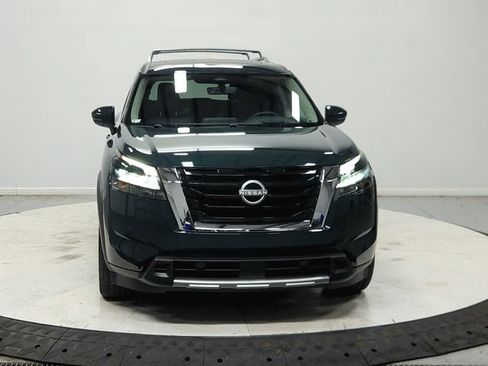 Used 2025 Nissan Pathfinder Platinum w/ Cargo Package FWD image 3