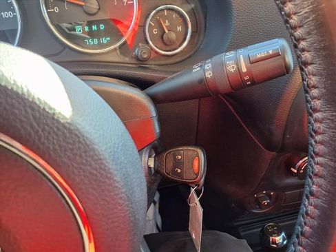 Used 2018 Jeep Wrangler Unlimited Sahara image 66