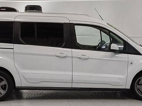 Used 2021 Ford Transit Connect Titanium w/ Trailer Tow Package FWD image 2