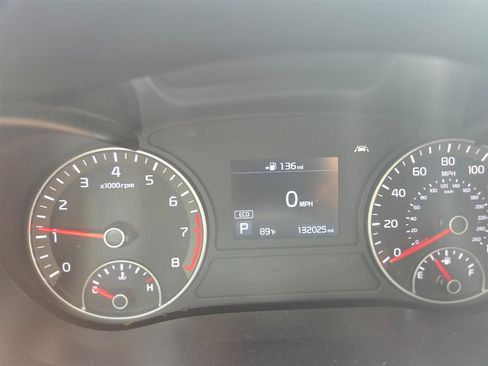 Used 2020 Kia Optima S FWD image 10