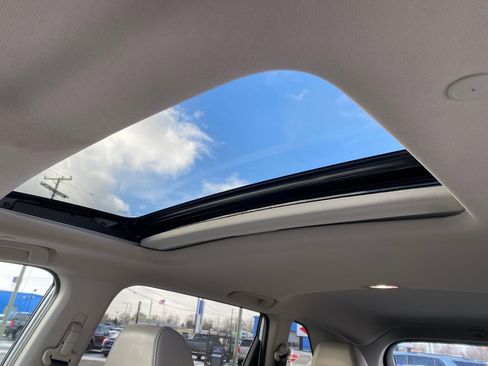 Used 2023 Honda CR-V EX-L image 12