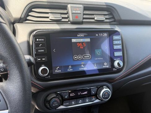 Used 2024 Nissan Versa SR FWD image 17