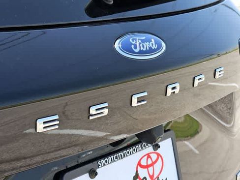 Used 2023 Ford Escape Active AWD/4WD image 11