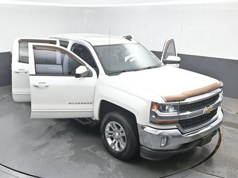 Used 2018 Chevrolet Silverado 1500 LT w/ All Star Edition AWD/4WD image 45
