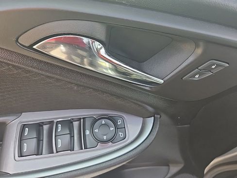 Used 2024 Chevrolet Malibu LT image 15