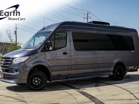 Used 2021 Mercedes-Benz Sprinter 3500 w/ Comfort Plus Package image 1