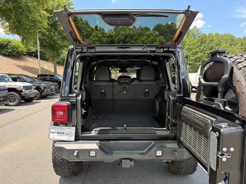 Used 2024 Jeep Wrangler Unlimited Rubicon AWD/4WD image 30