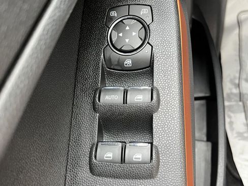 Used 2022 Ford EcoSport SE w/ SE Convenience Package AWD/4WD image 11