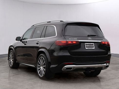 Used 2025 Mercedes-Benz GLS 450 4MATIC image 5