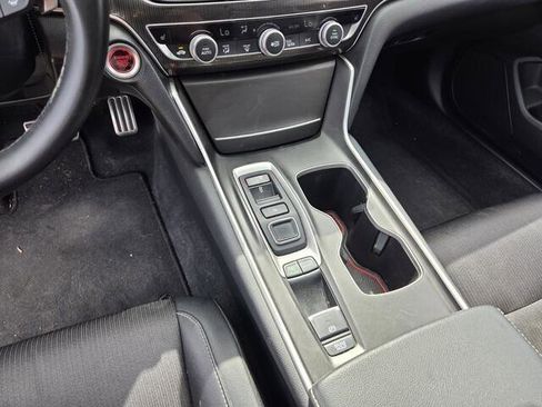 Used 2019 Honda Accord Sport image 6