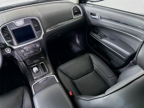 Used 2023 Chrysler 300 Touring L w/ Popular Equipment Group image 27