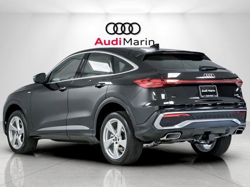 New 2025 Audi Q5 Prestige image 3