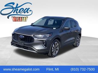 Used 2023 Ford Escape Platinum 360° Tour