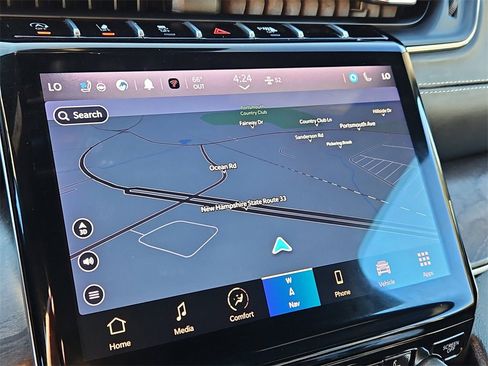 Used 2022 Jeep Grand Cherokee Overland w/ Luxury Tech Group IV image 17