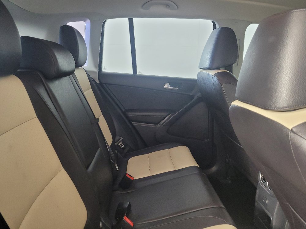 Used 2016 Volkswagen Tiguan S FWD image 19