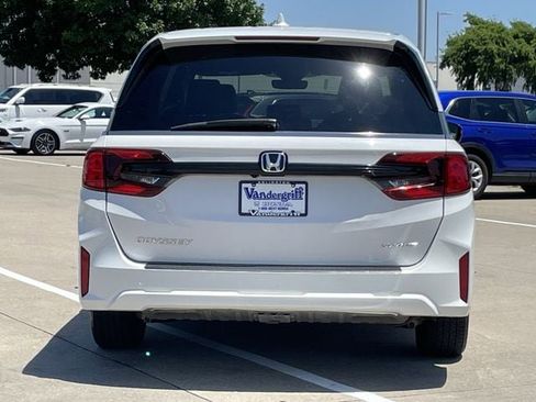 Certified 2025 Honda Odyssey Sport-L image 5