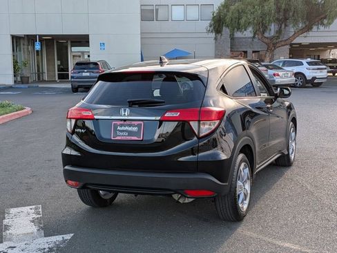 Used 2022 Honda HR-V LX image 5