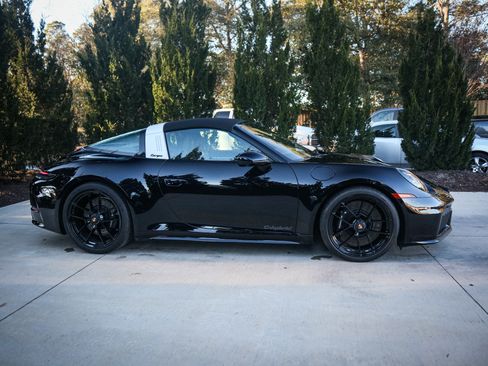 Used 2025 Porsche 911 Targa 4 GTS image 12