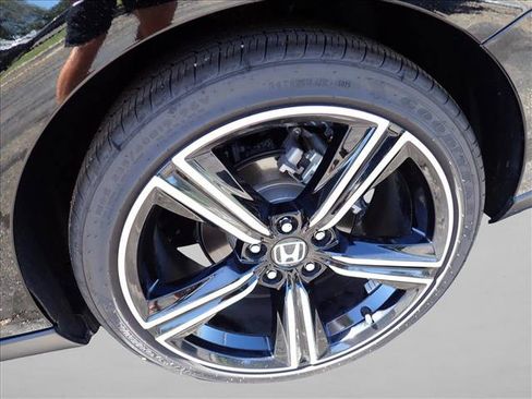 Used 2026 Honda Accord SE image 7