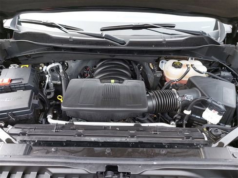 Used 2024 Chevrolet Silverado 1500 LT Trail Boss w/ Convenience Package II image 29