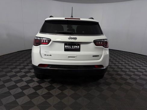 Used 2022 Jeep Compass Latitude AWD/4WD image 9