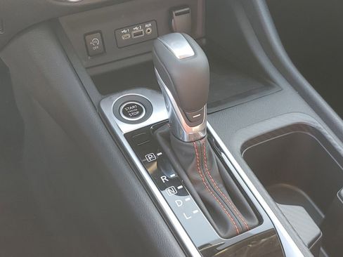 New 2025 Nissan Sentra SR image 16