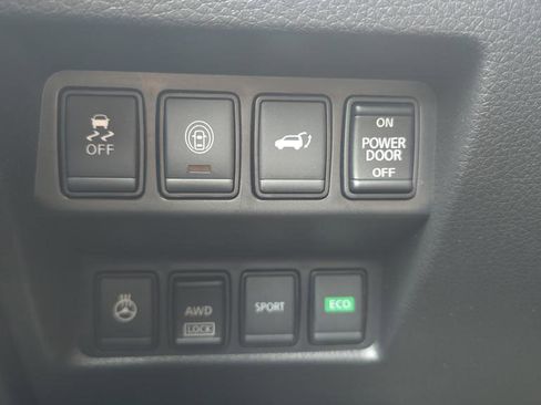 Used 2017 Nissan Rogue SL w/ SL Premium Package AWD/4WD image 26