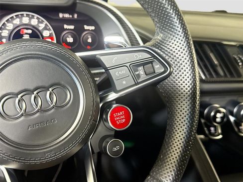 Used 2017 Audi R8 V10 plus image 22