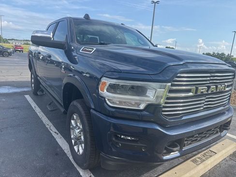 Used 2021 RAM 2500 Laramie AWD/4WD image 3
