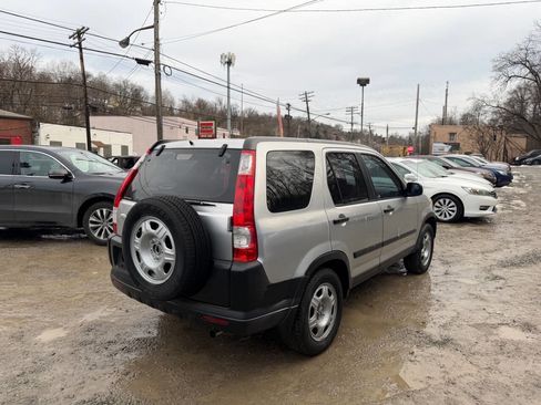 Used 2006 Honda CR-V LX image 8