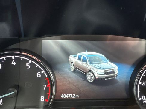 Used 2022 Ford Maverick Lariat w/ Equipment Group 500A Standard image 16