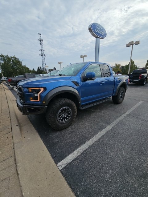Used 2020 Ford F150 Raptor w/ Equipment Group 802A Luxury AWD/4WD image 1
