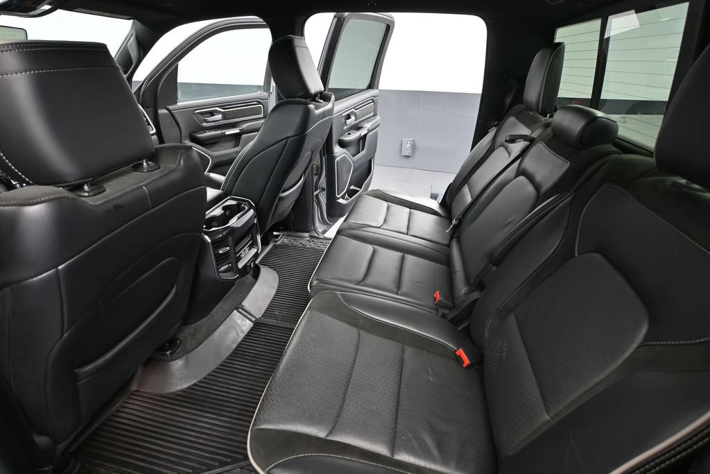 Used 2021 RAM 1500 Laramie w/ Sport Appearance Package AWD/4WD image 28