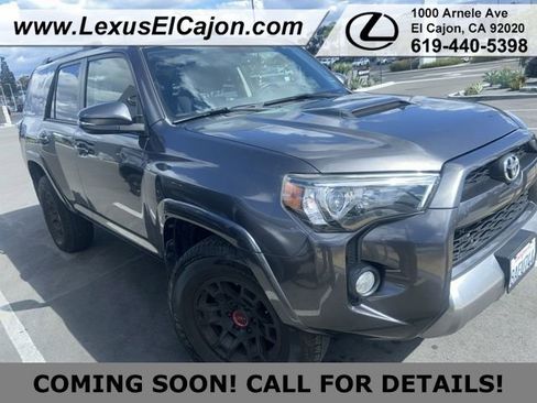 Used 2018 Toyota 4Runner TRD Off-Road Premium image 3
