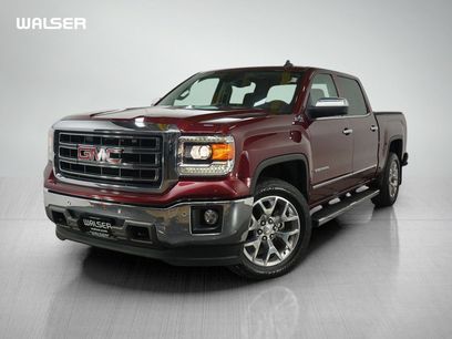 Used 2015 GMC Sierra 1500 SLT w/ SLT Crew Cab Value Package