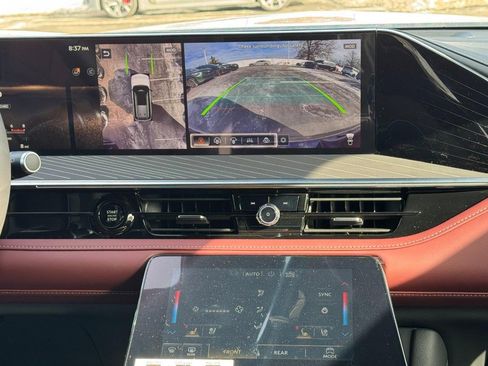 New 2026 INFINITI QX80 Autograph w/ Premium Cargo Package image 8