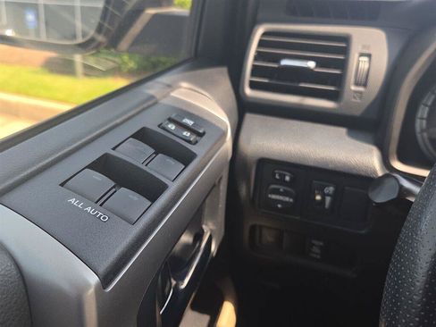Used 2016 Toyota 4Runner SR5 Premium RWD image 19